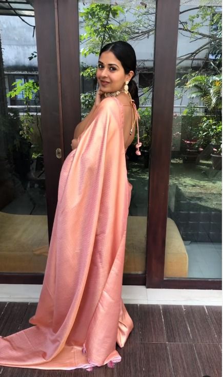 Trendy Peach Soft Silk Saree With Assemblage Blouse Piece