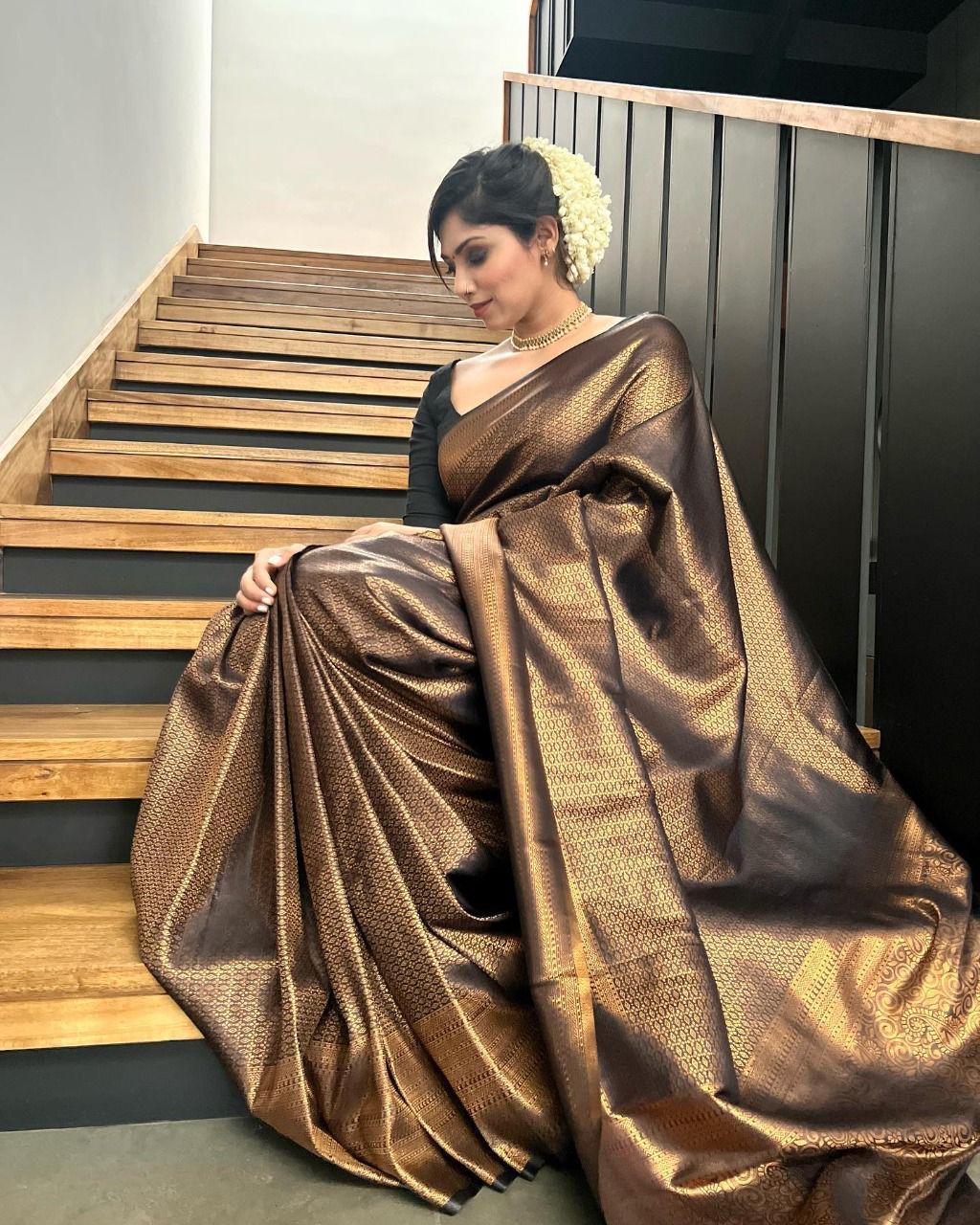 Ethereal Black Soft Silk Saree With Breathtaking Blouse Piece