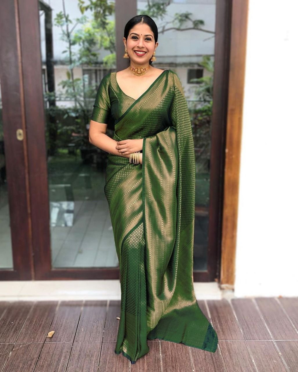 Glorious Green Soft Silk Saree With Joyful Blouse Piece