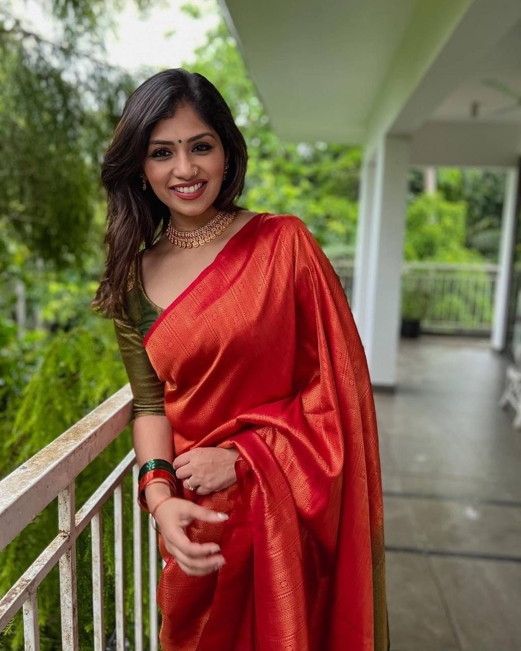 Refined Red Kanjivaram Silk Saree With Opulent Blouse Piece