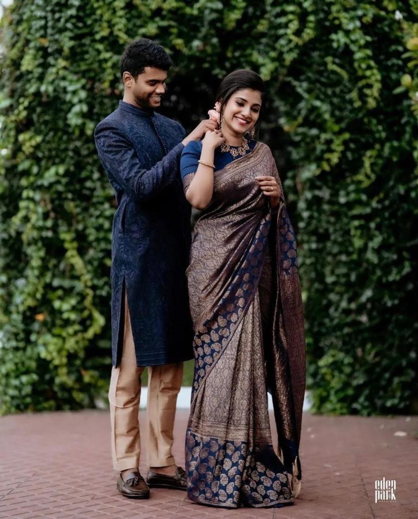 Improbable Navy Blue Banarasi Silk Saree With Stylish Blouse Piece