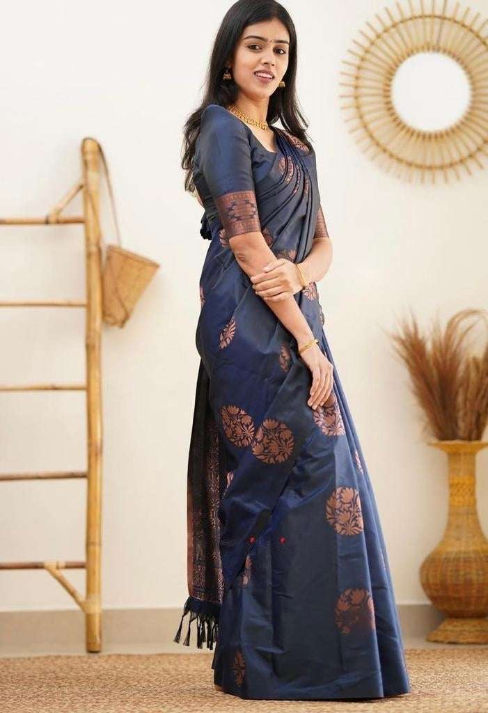 Demanding Navy Blue Soft Silk Saree With Wonderful Blouse Piece