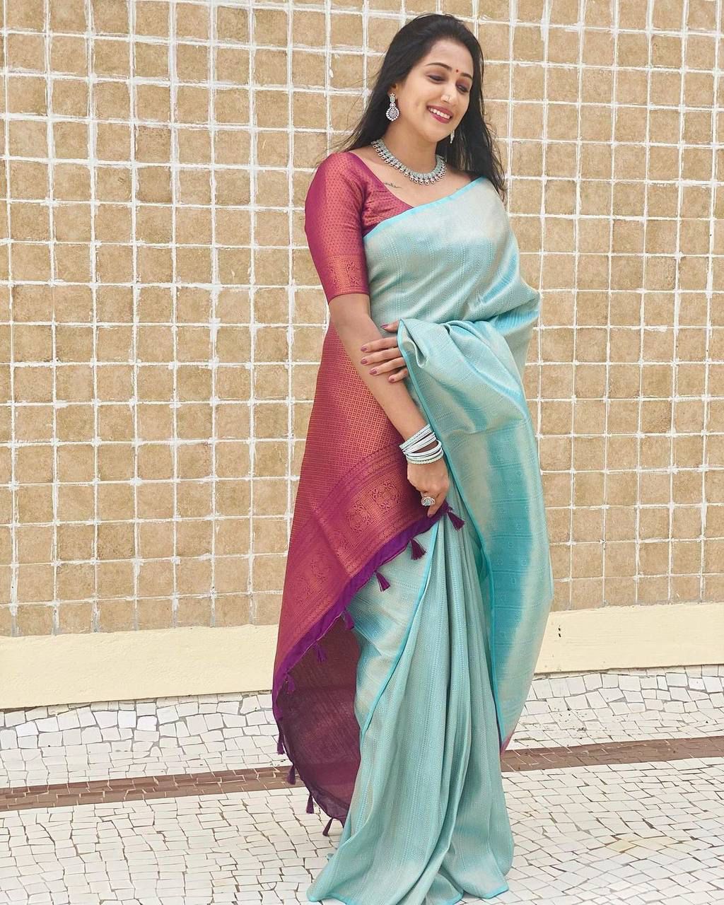 Classy Firozi Kanjivaram Silk Saree With Uplifting Blouse Piece
