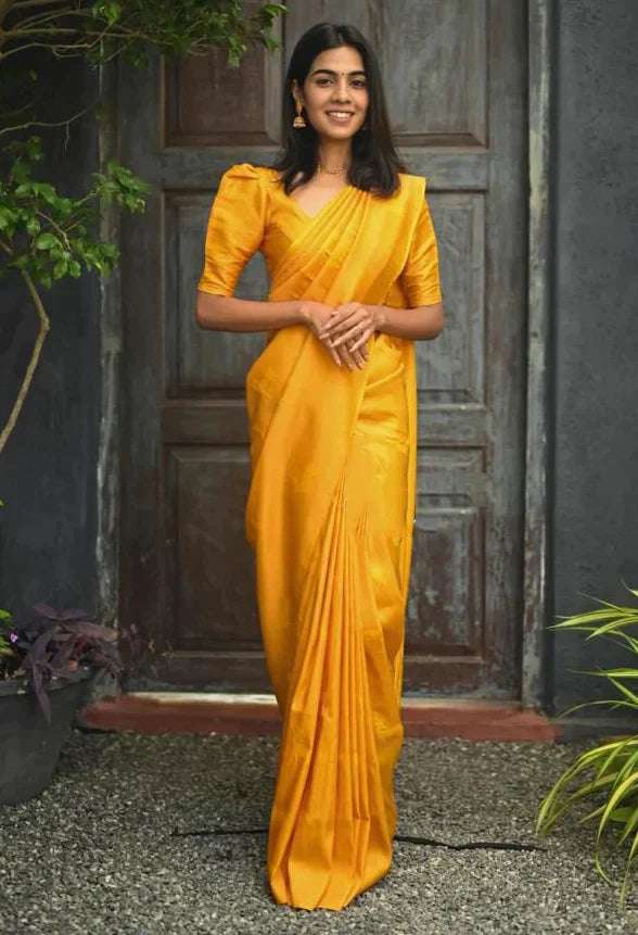 Efflorescence Yellow Soft Silk Saree With Engrossing Blouse Piece