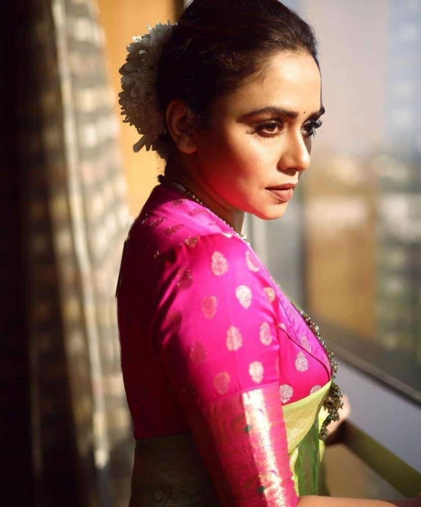 Mesmerizing Perot Banarasi Silk Saree With Classy Blouse Piece