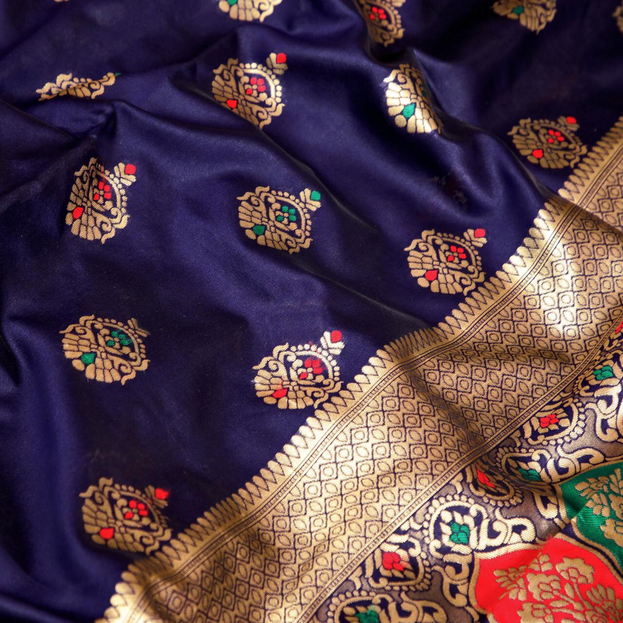 Arousing Blue Banarasi Silk Saree With Hypnotizing Blouse Piece