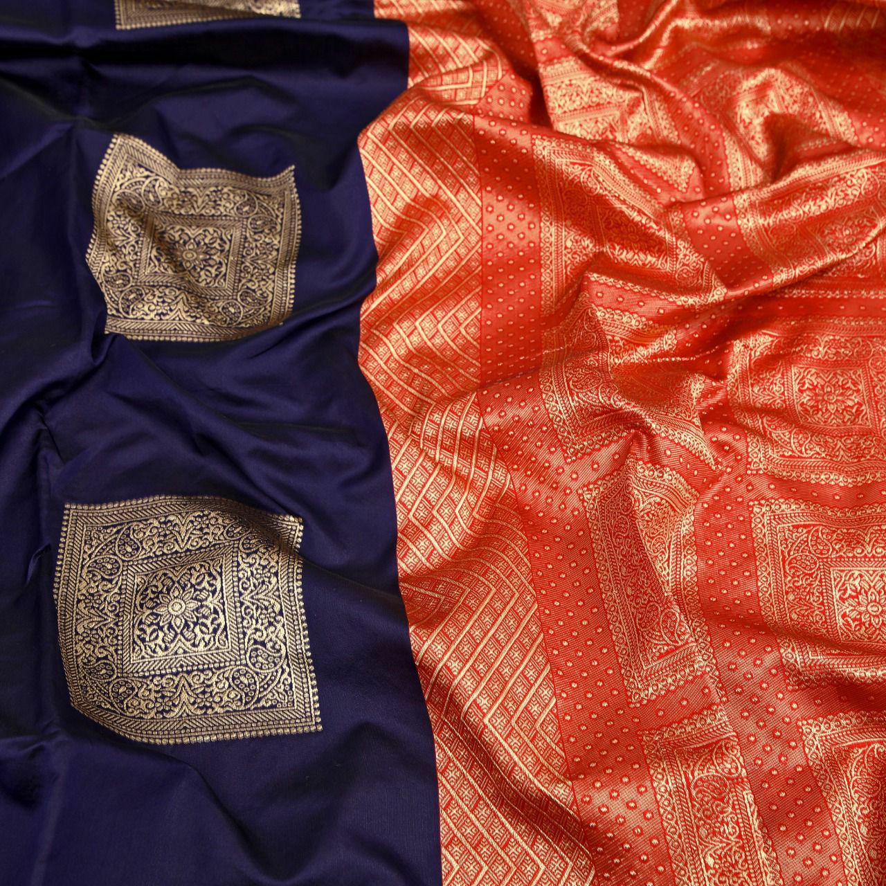 Enamored Blue Soft Silk Saree With Stylish Blouse Piece