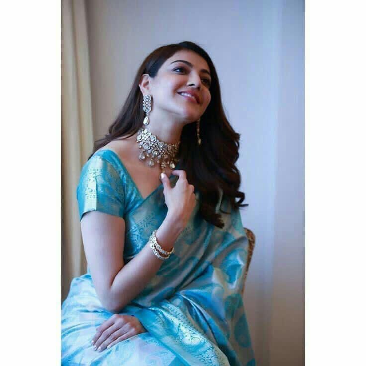 Euphonious Firozi Banarasi Silk Saree With Dulcet Blouse Piece