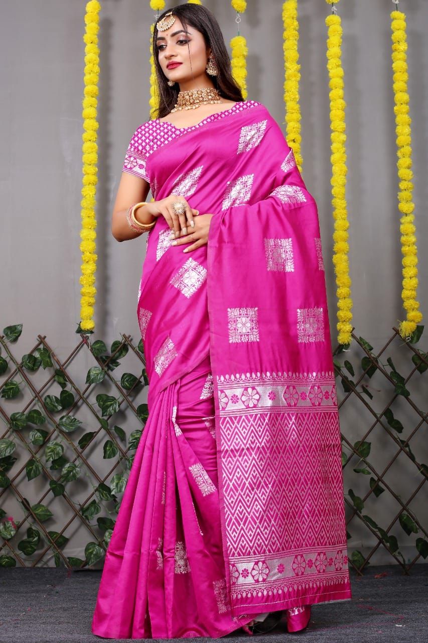 Captivating Pink Soft Silk Saree With Charming Blouse Piece