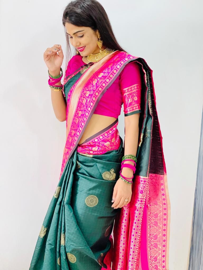 Melodic Green Banarasi Silk Saree With Sonorous Blouse Piece