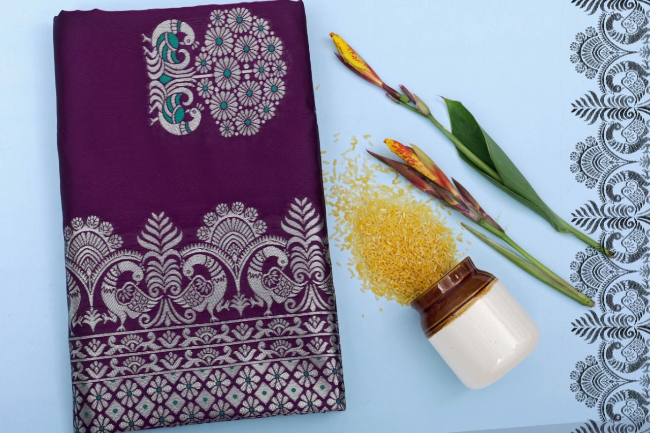 Mesmerizing Purple Banarasi Silk Saree With Alluring Blouse Piece
