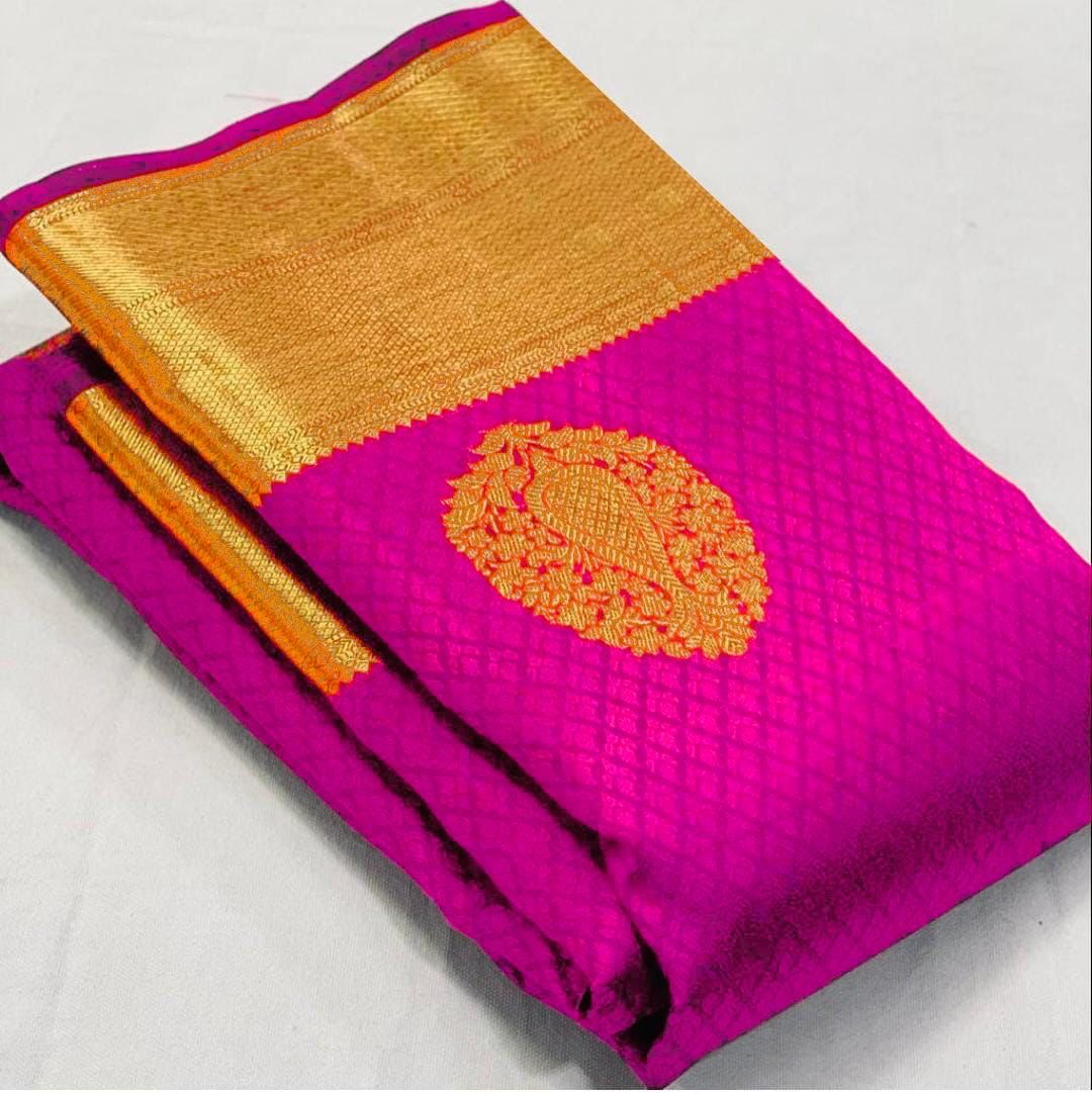 Picturesque Dark Pink Banarasi Silk Saree With Classy Blouse Piece