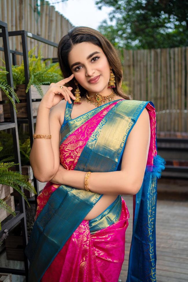 Enchanting Pink Soft Silk Saree With Lovely Blouse Piece