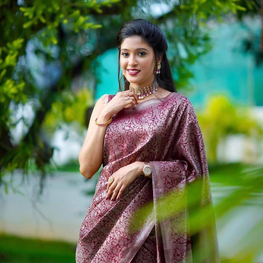 Engaging Wine Soft Silk Saree With Stylish Blouse Piece