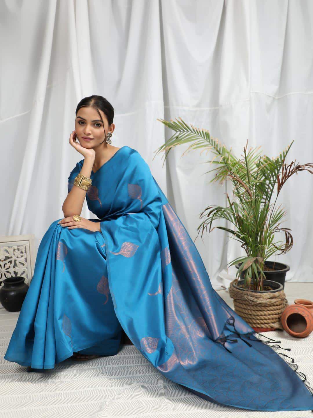 Bewitching Firozi Soft Silk Saree With Angelic Blouse Piece
