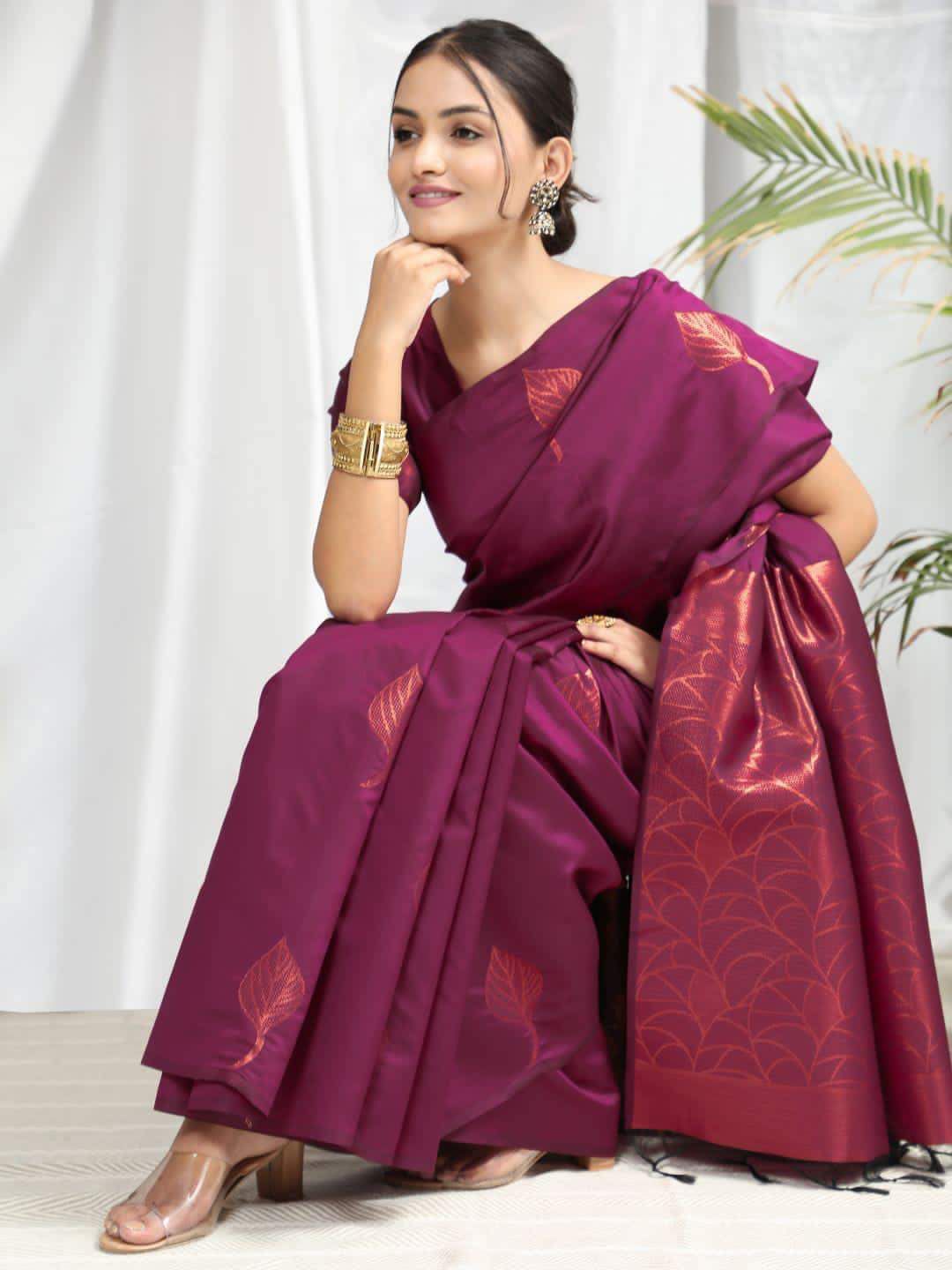 Glorious Purple Soft Silk Saree With Fetching Blouse Piece
