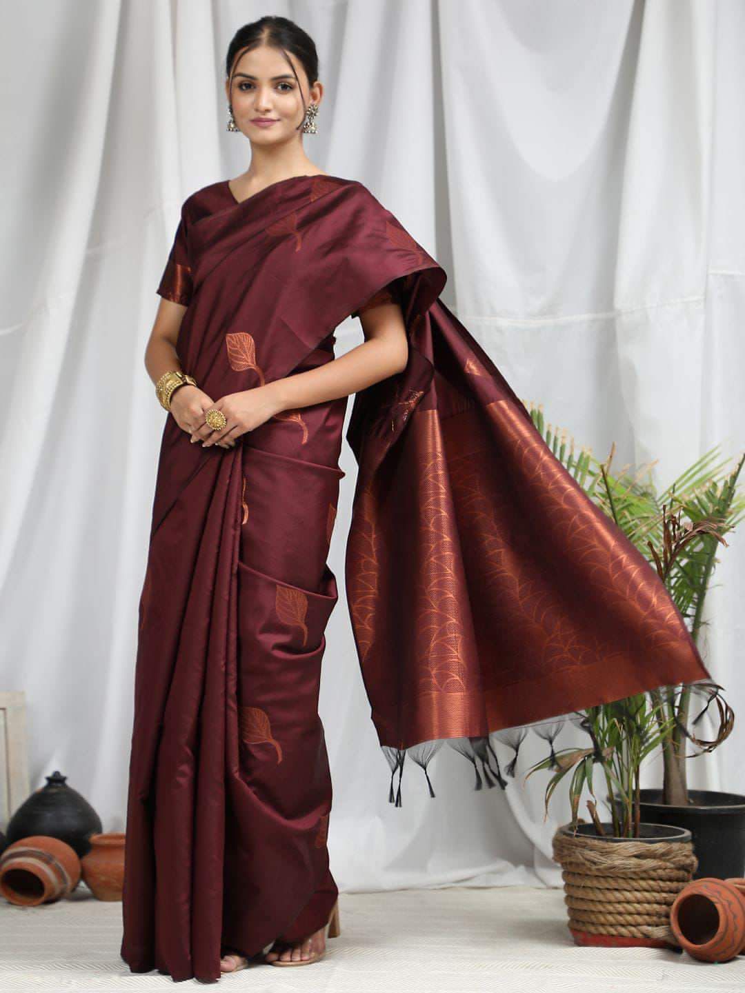 Idyllic Wine Soft Silk Saree With Ideal Blouse Piece
