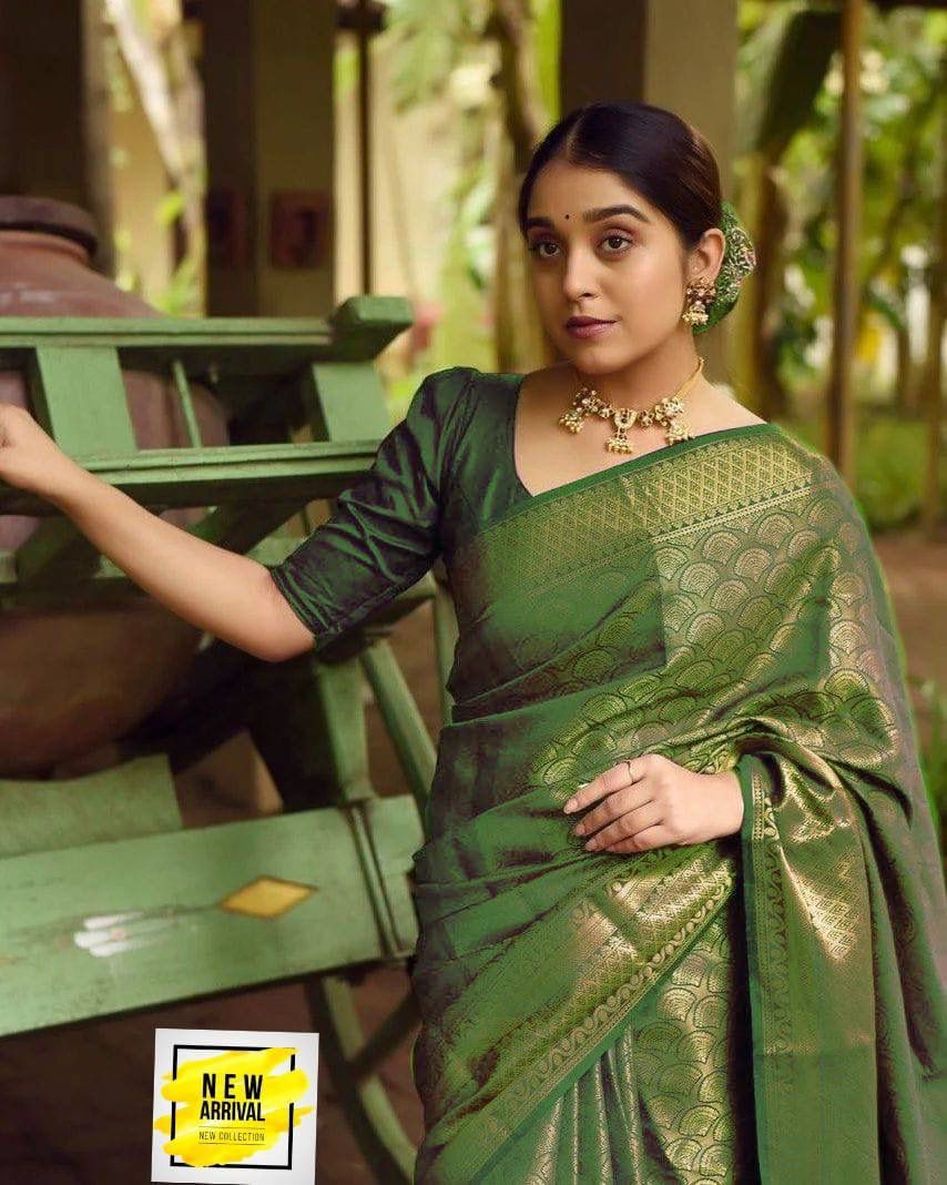 Hymnic Green Soft Silk Saree With Poetic Blouse Piece