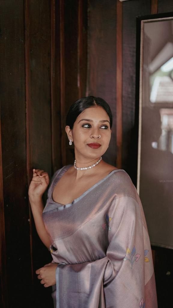 Stunning Grey Banarasi Silk Saree With Gorgeous Blouse Piece