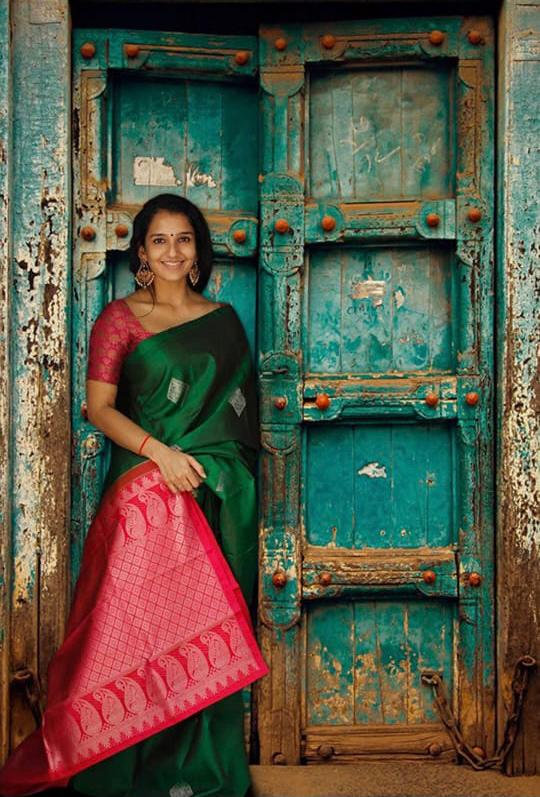 Gorgeous Green Soft Silk Saree With Flattering Blouse Piece