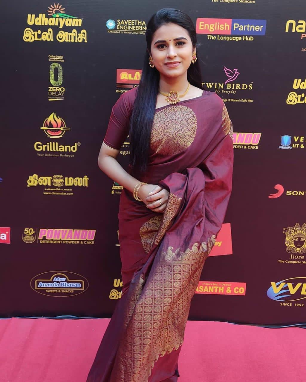 Picturesque Wine Soft Silk Saree With Alluring Blouse Piece