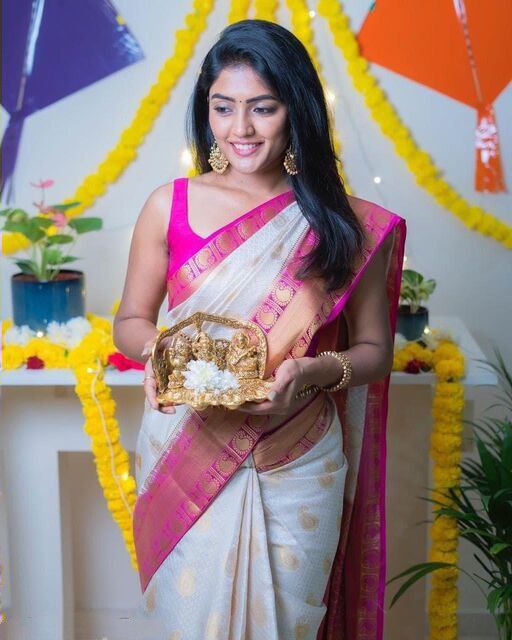 Soft Silk Saree Drape Look for Festive Wear	