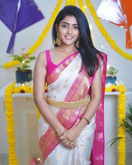 White Soft Silk Saree with Pink Blouse Piece	
