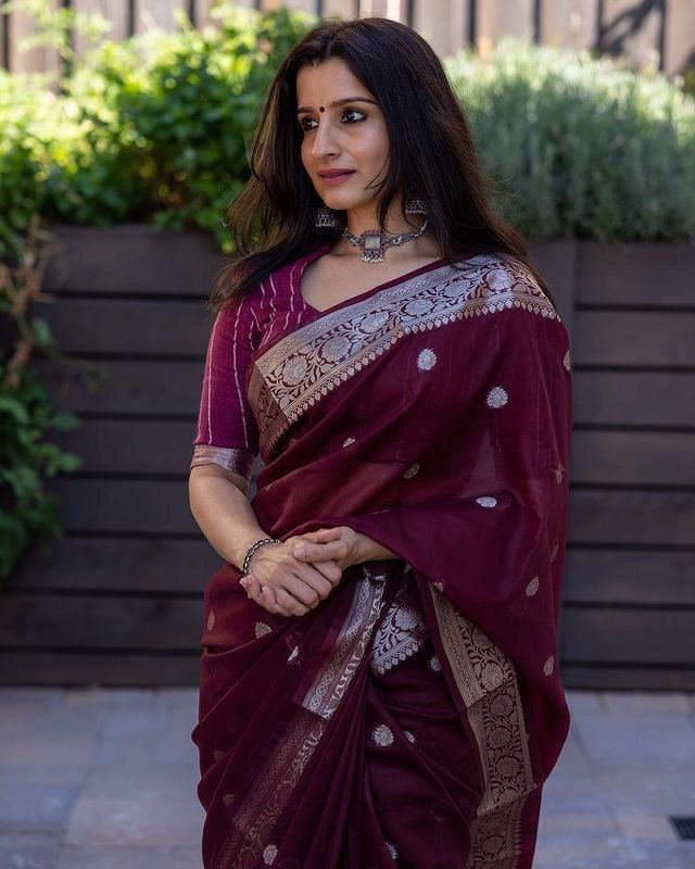 Vibrant Wine Cotton Silk Saree With Woebegone Blouse Piece