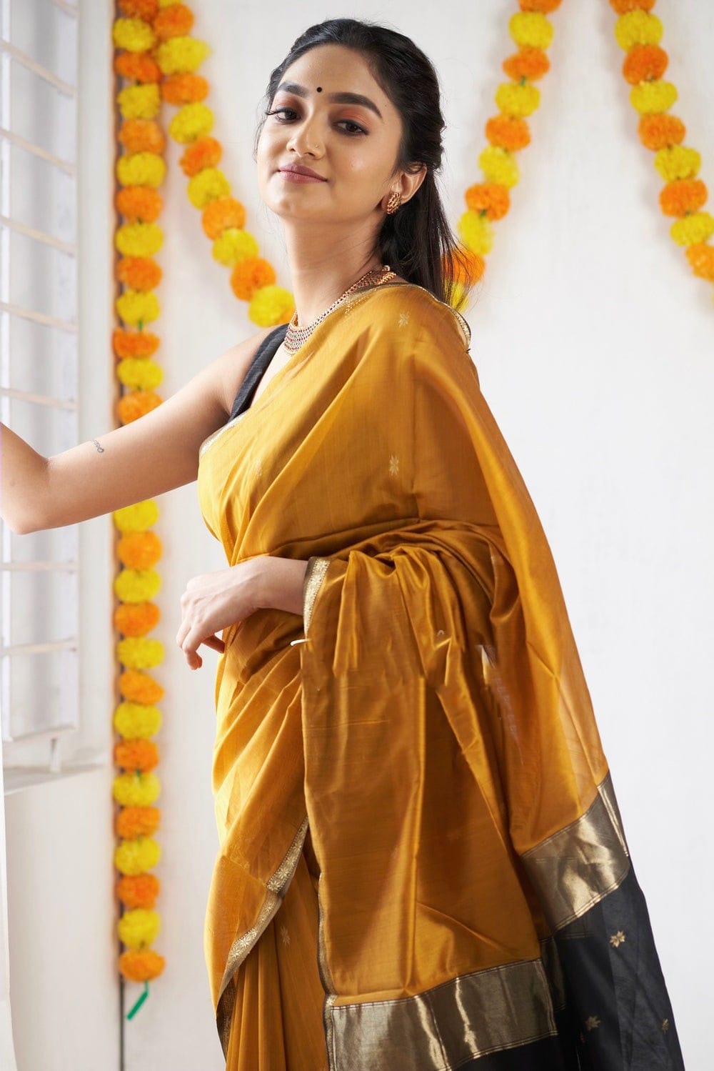 Attractive Yellow Cotton Silk Saree With Lovely Blouse Piece