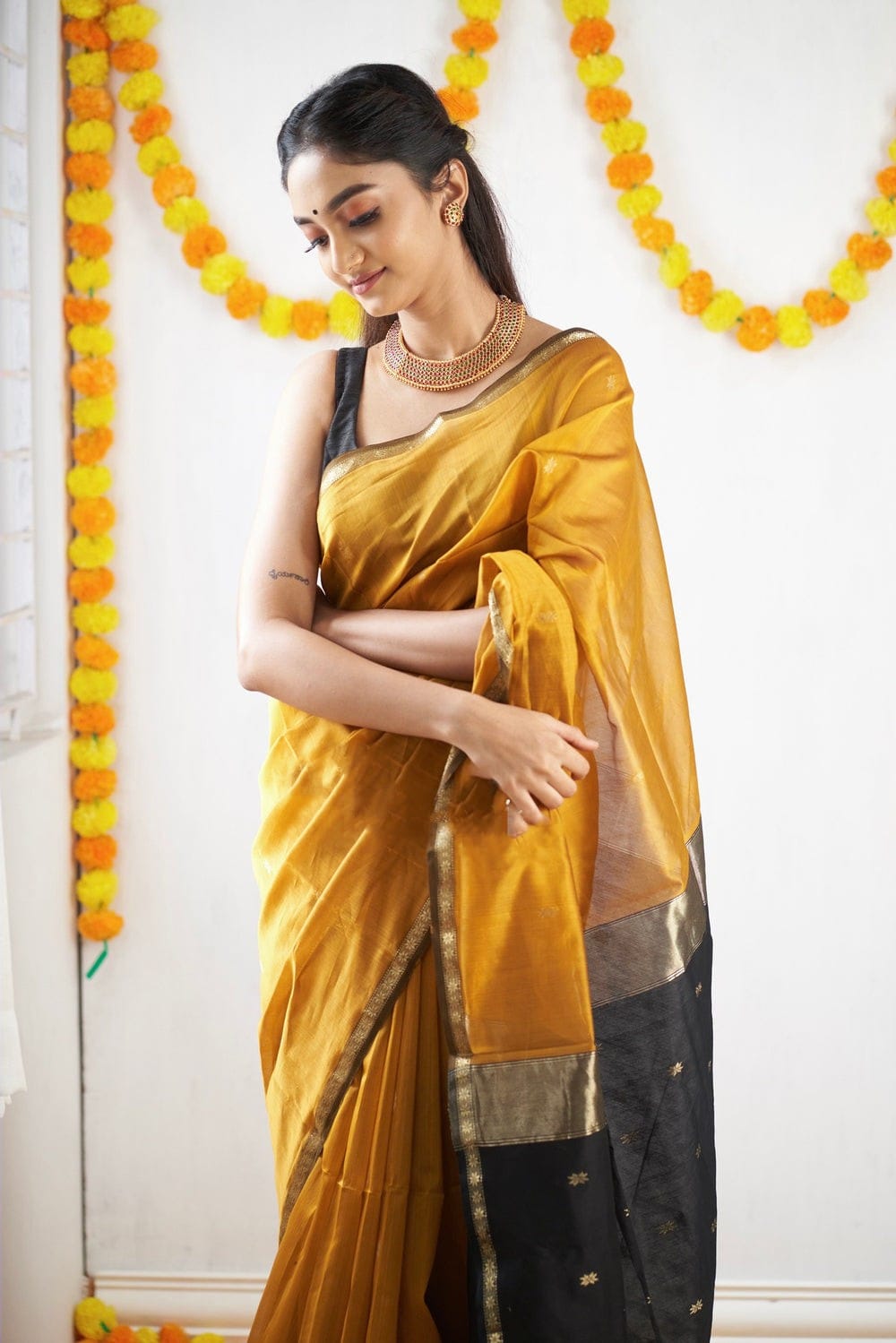 Attractive Yellow Cotton Silk Saree With Lovely Blouse Piece