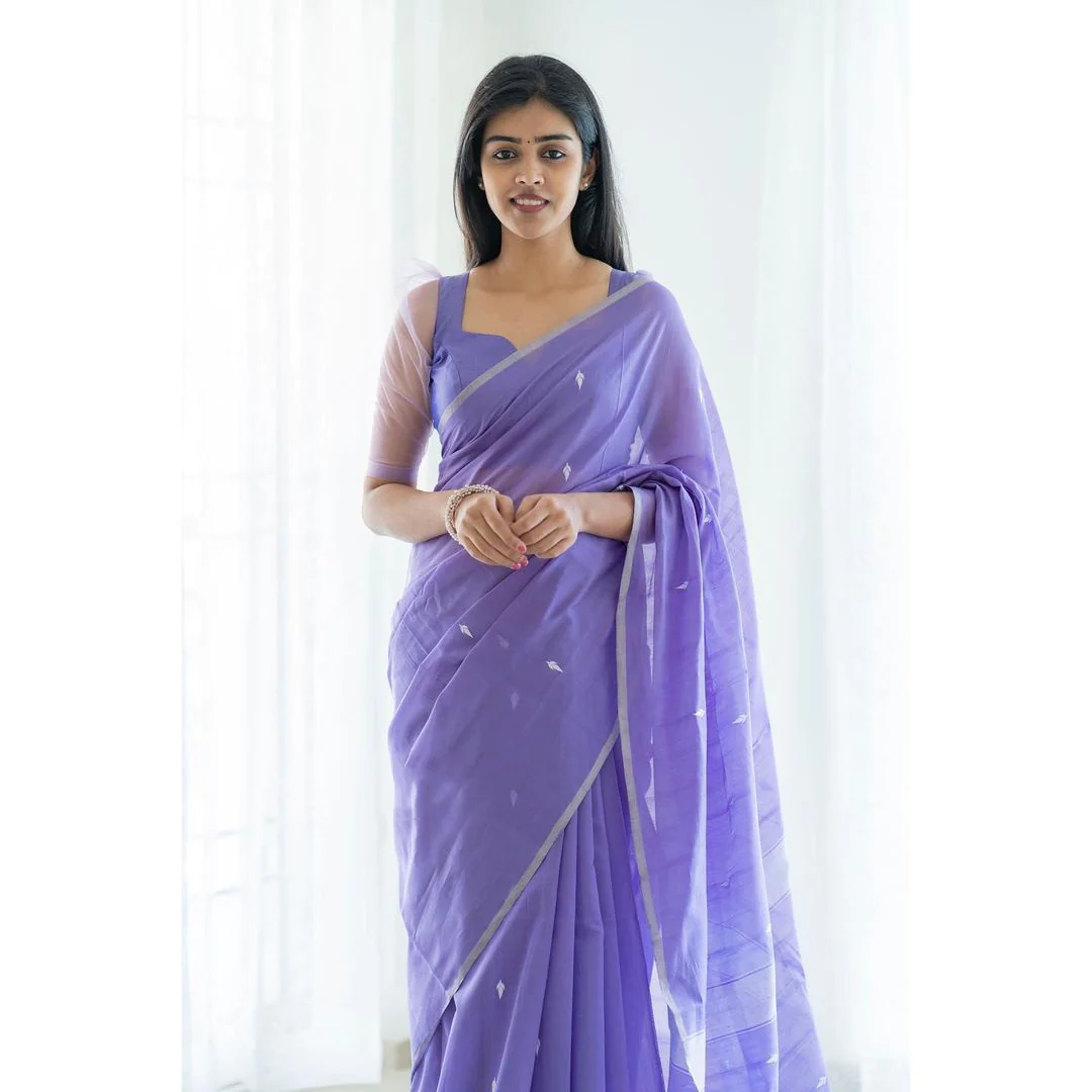 Stunning Lavender Cotton Silk Saree With Gorgeous Blouse Piece