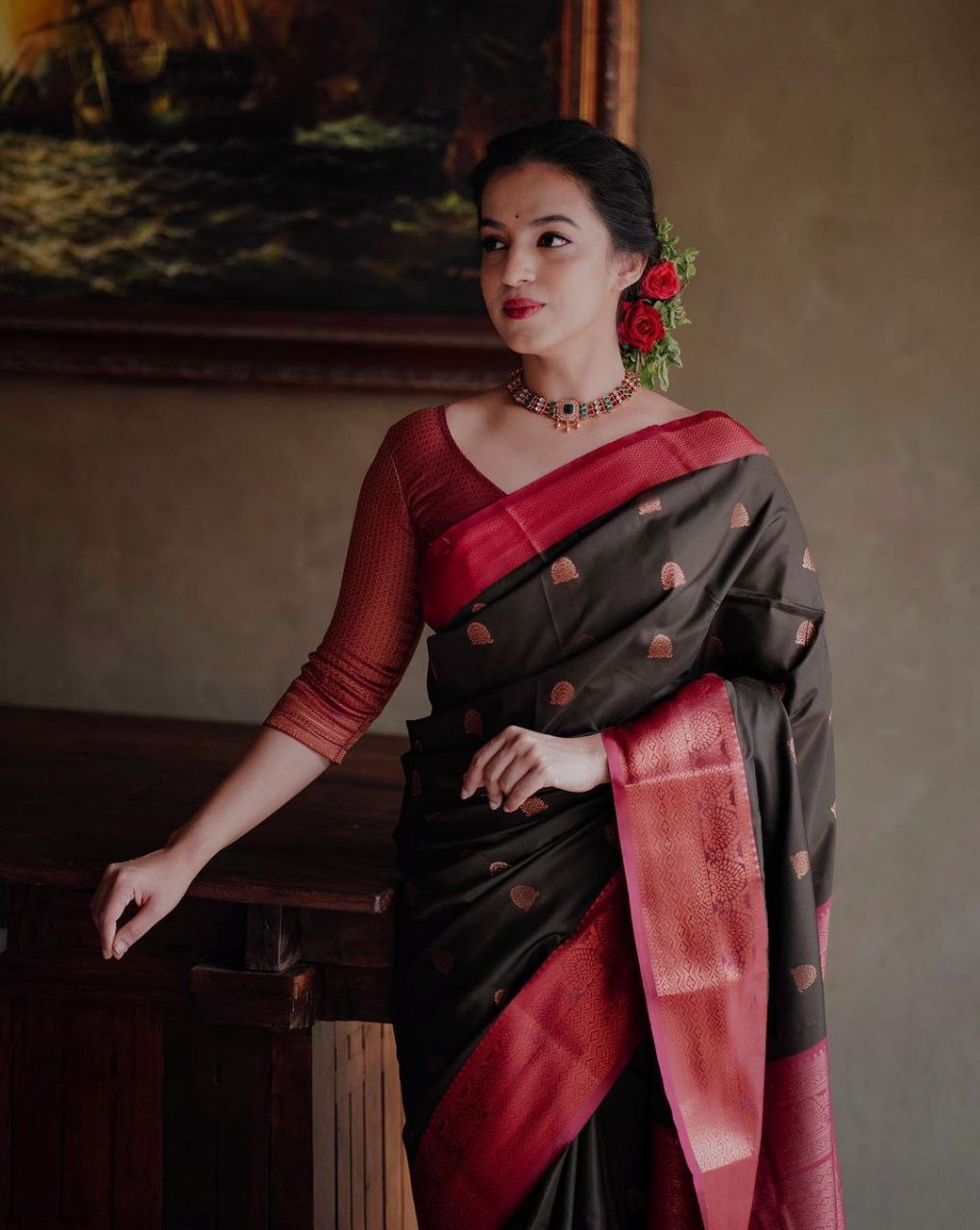 Uplifting Black Soft Silk Saree With Blissful Blouse Piece