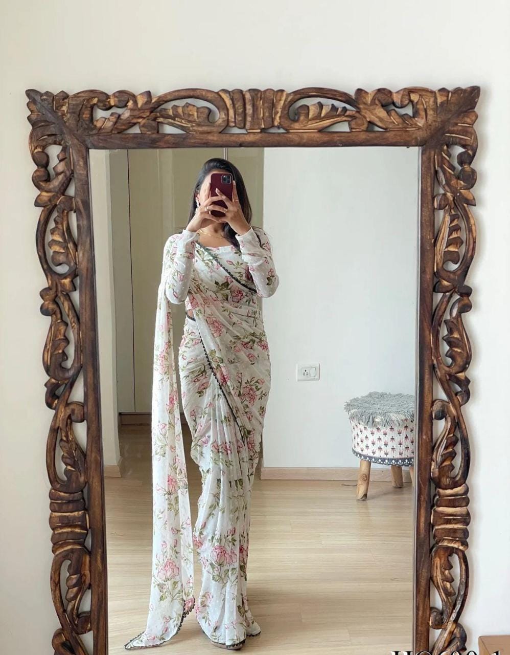 Incredible 1-Minute Ready To Wear White Georgette Saree