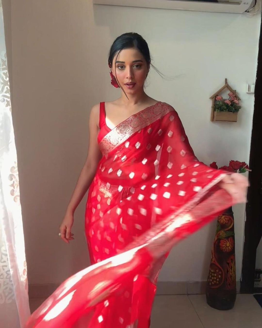 Tuneful 1-Minute Ready To Wear Red Cotton Silk Saree