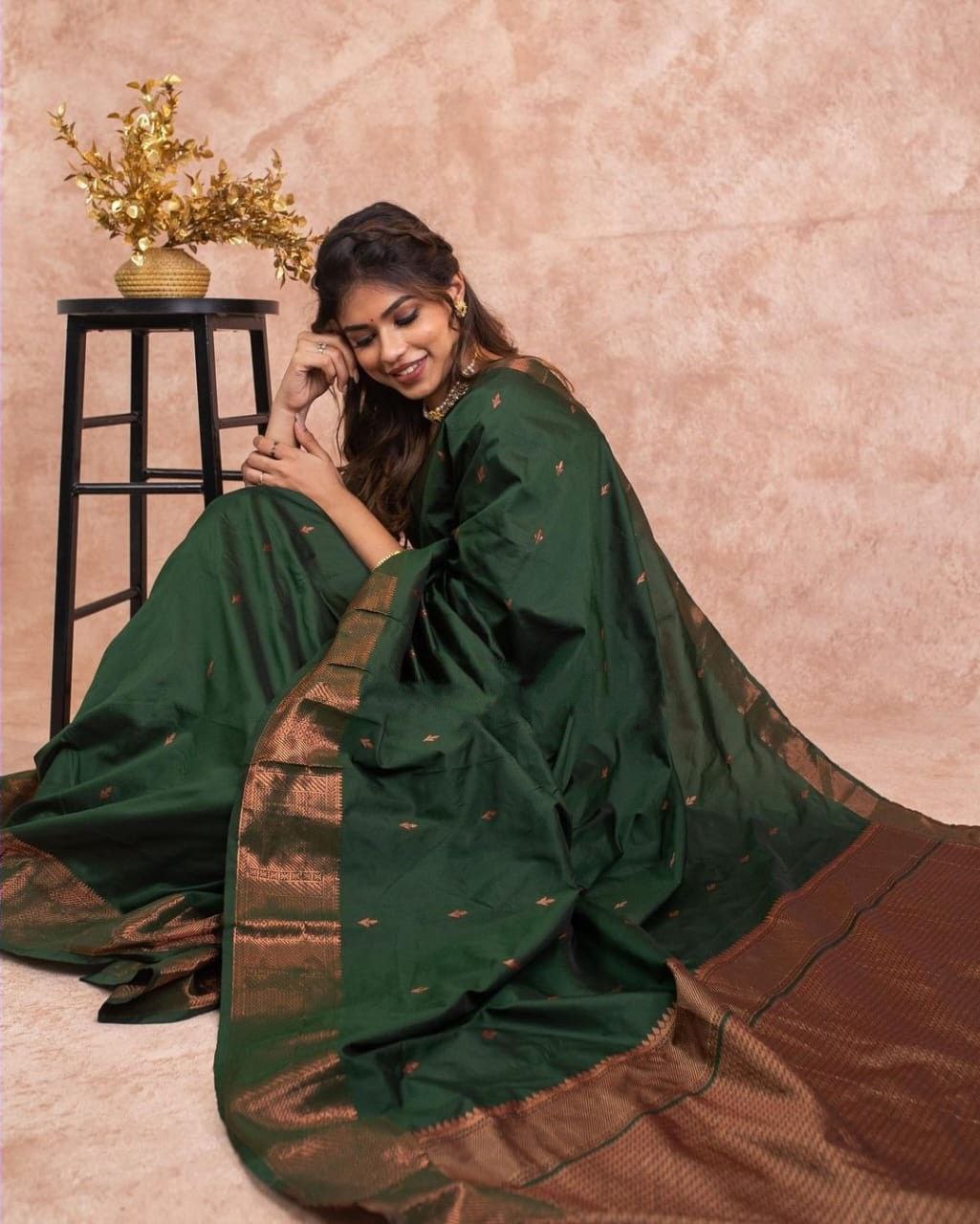 Hypnotic Dark Green Soft Silk Saree With Dreamy Blouse Piece