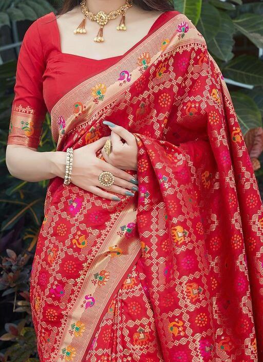 Fascination Red Soft Silk Saree With Stylish Blouse Piece