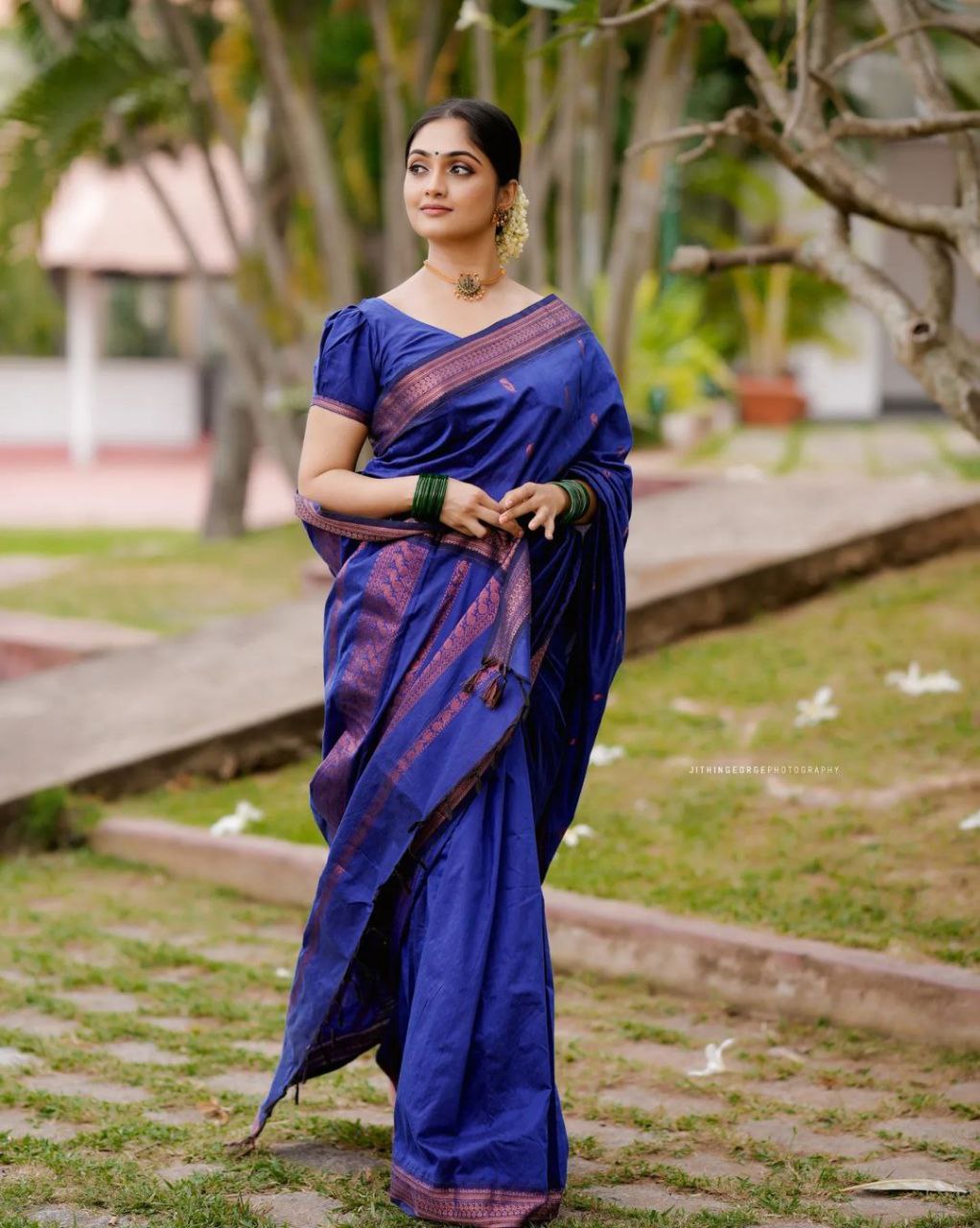Winsome Blue Soft Silk Saree With Enamoring Blouse Piece