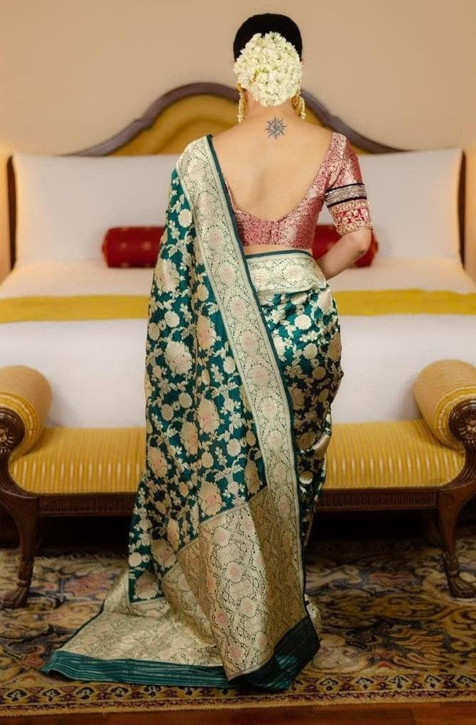 Lyrical Green Soft Silk Saree With Inflexible Blouse Piece