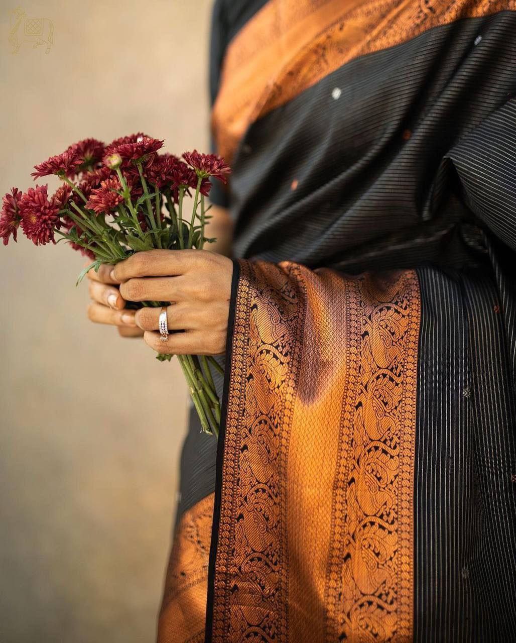 Fascinating Black Soft Silk Saree With Angelic Blouse Piece