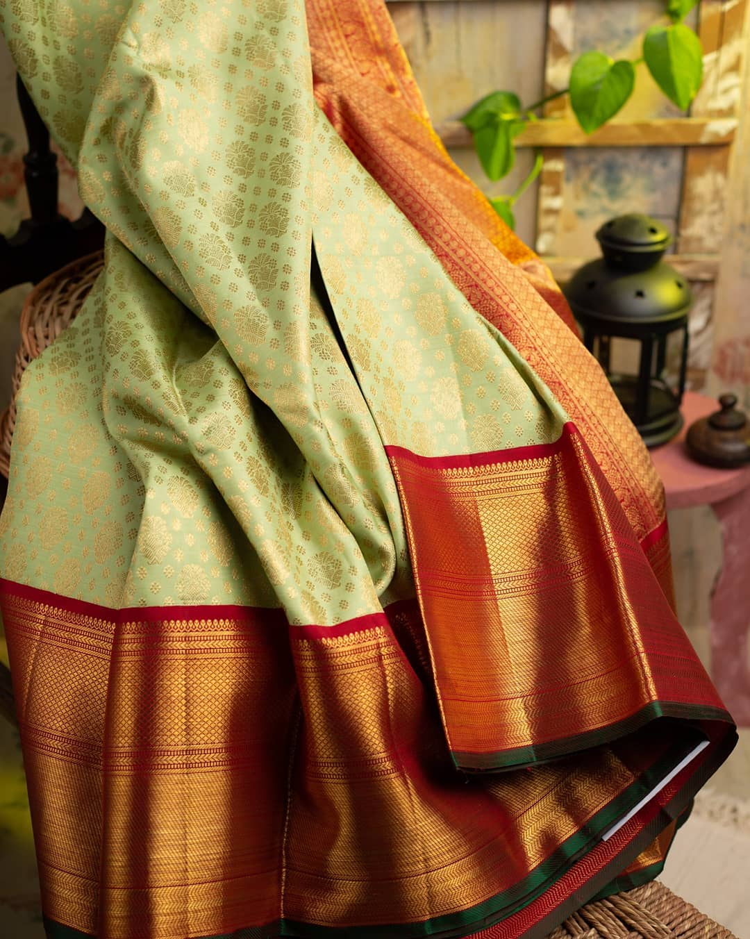 Enchanting Pista Soft Silk Saree With Captivating Blouse Piece
