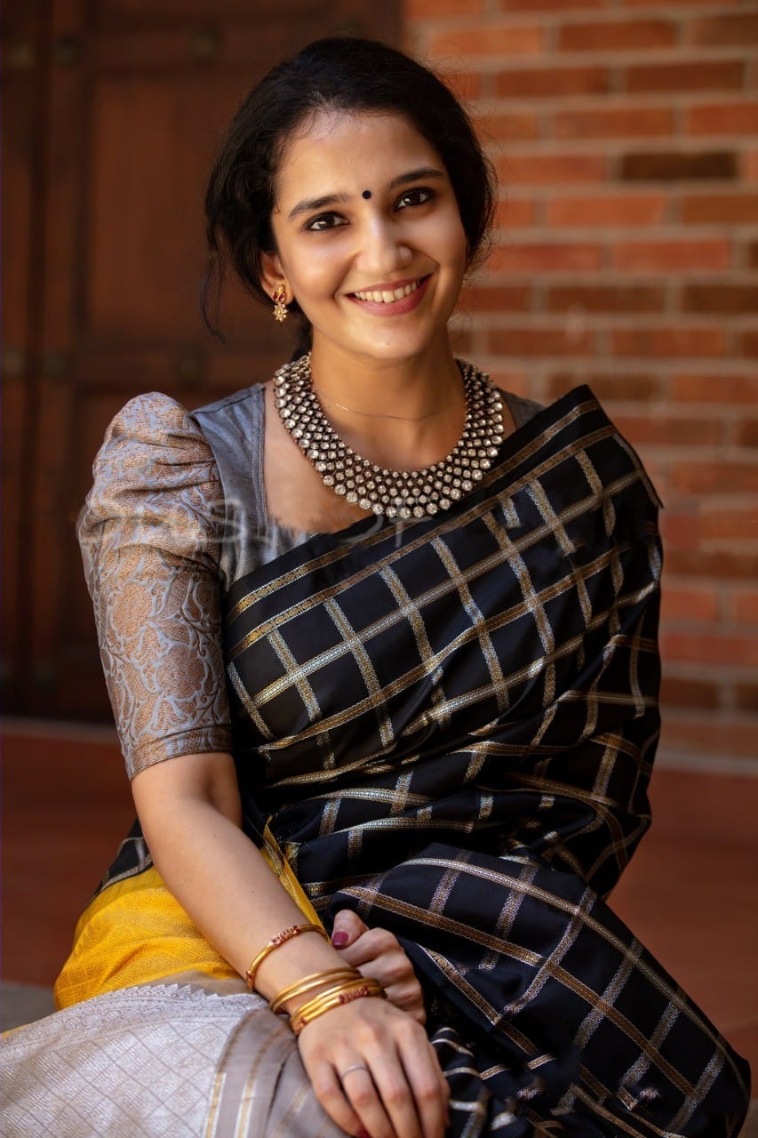 Glorious Black Soft Silk Saree With Effulgent Blouse Piece