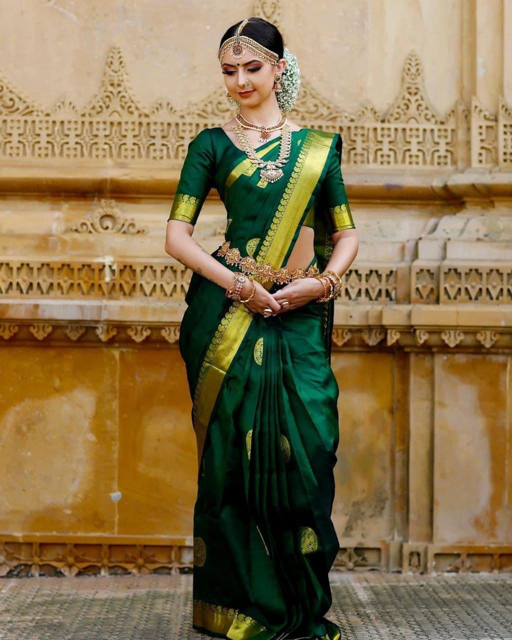 Serenity Green Soft Silk Saree With Pleasingly Blouse Piece