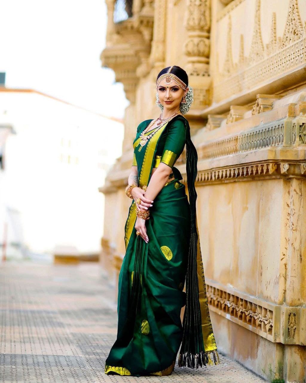 Serenity Green Soft Silk Saree With Pleasingly Blouse Piece