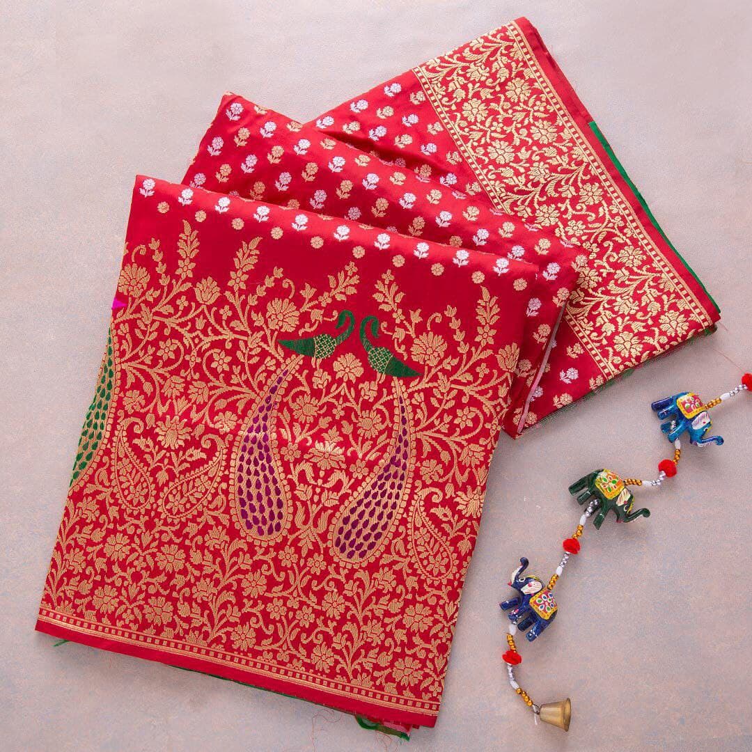 Enrapturingly Red Soft Silk Saree With Two Luscious Blouse Piece