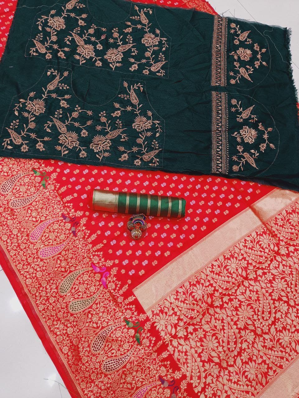 Enrapturingly Red Soft Silk Saree With Two Luscious Blouse Piece