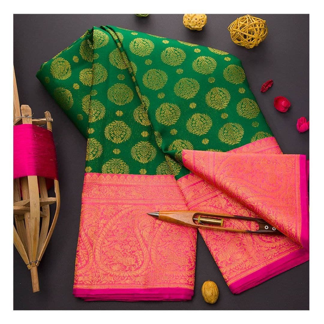 Stunningly Green Soft Silk Saree With Wonderment Blouse Piece