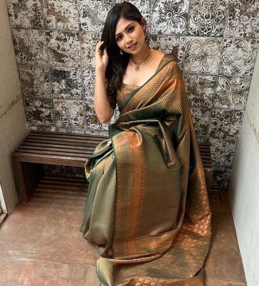 Admirable Green Soft Silk Saree With Pleasurable Blouse Piece