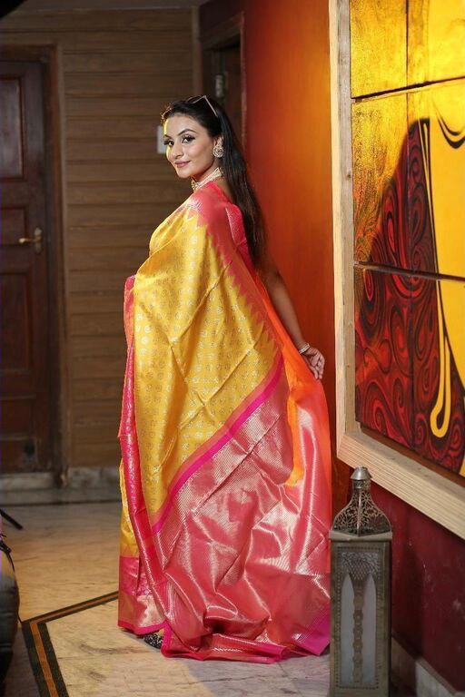 Bewitched Yellow Soft Silk Saree With Classiness Blouse Piece