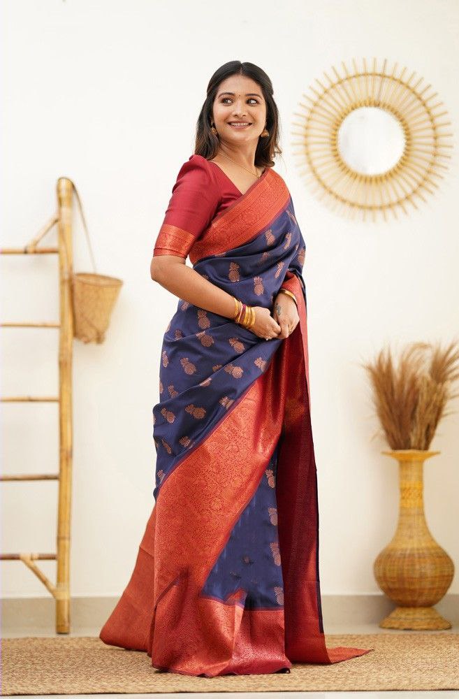 Irresistibly Navy Blue Soft Silk Saree With Tremendously Blouse Piece