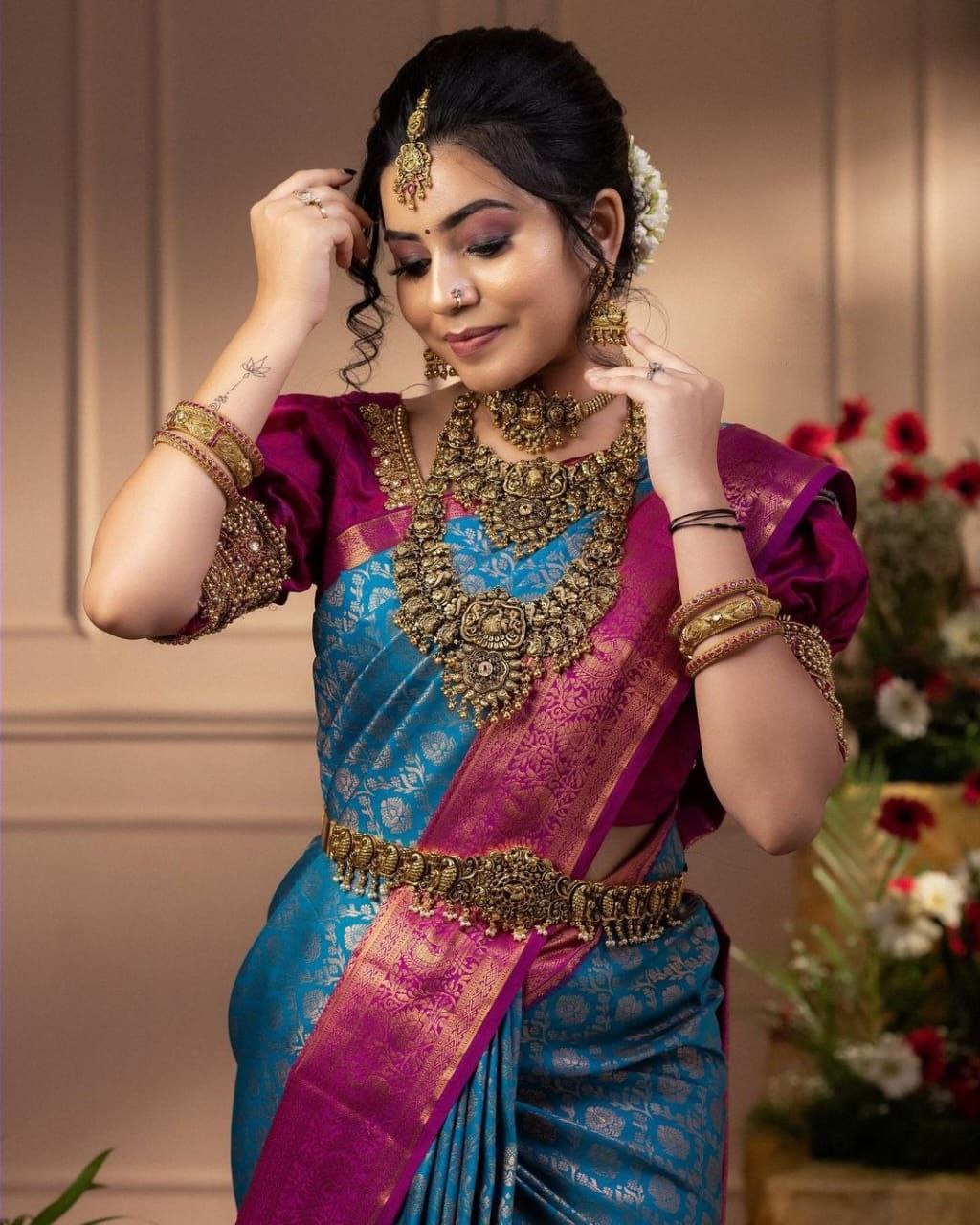Spectacularly Firozi Soft Silk Saree With Pleasingly Blouse Piece
